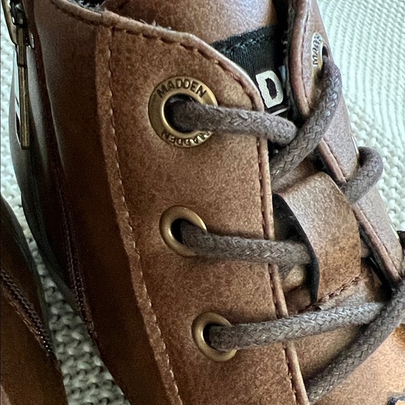 Steve Madden Tan Leather Lace-Up Boots main image 5